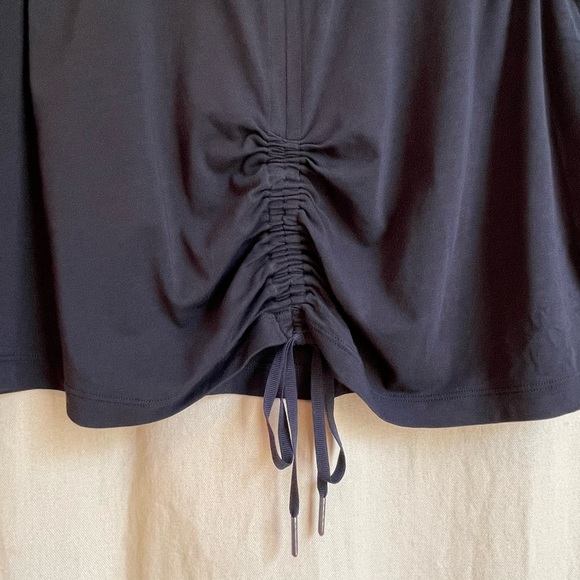 Lululemon | Cinch me up front tank - Picture 7 of 9